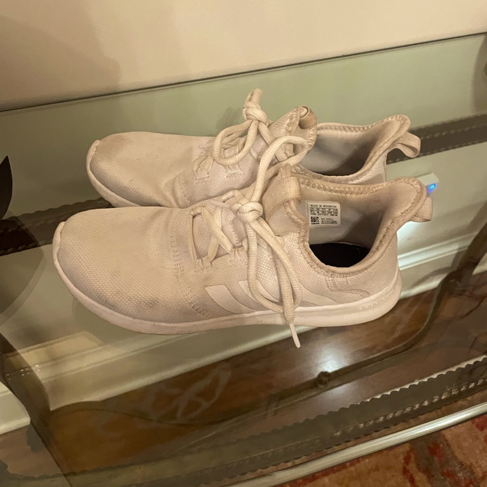 Adidas so comfortable! I just have too many shoes! GUC as shown.